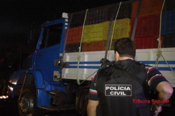 Policia Civil apreende caminhão carregado com aproximadamente 5 toneladas de maconha