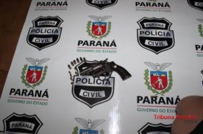 Polícia Civil de Medianeira apreende jovens por porte ilegal de arma e munição