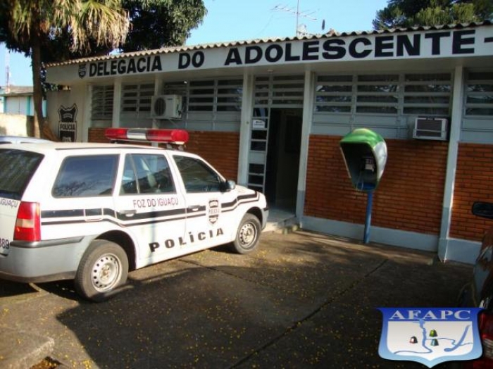 Policiais Civis do DEA apreende menor infrator no Jardim Jupira