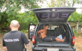 GDE dão cumprimento a três mandados de prisão e acabam apreendendo “Crack” na Favela do Monsenhor