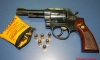 Policiais Civis do GDE detêm suspeito com revolver 38 na Vila Miranda