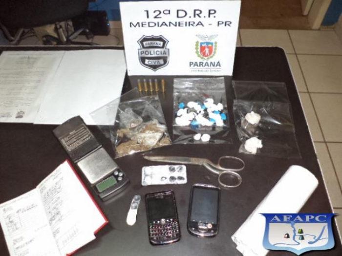 Polícia Civil de Medianeira prende jovem acusada de tráfico de drogas