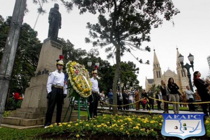 No feriado de Tiradentes, polícias Civil e Militar homenageiam patrono