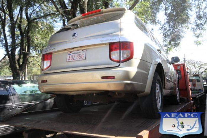 GDE de Foz recupera veículo com placa paraguaia