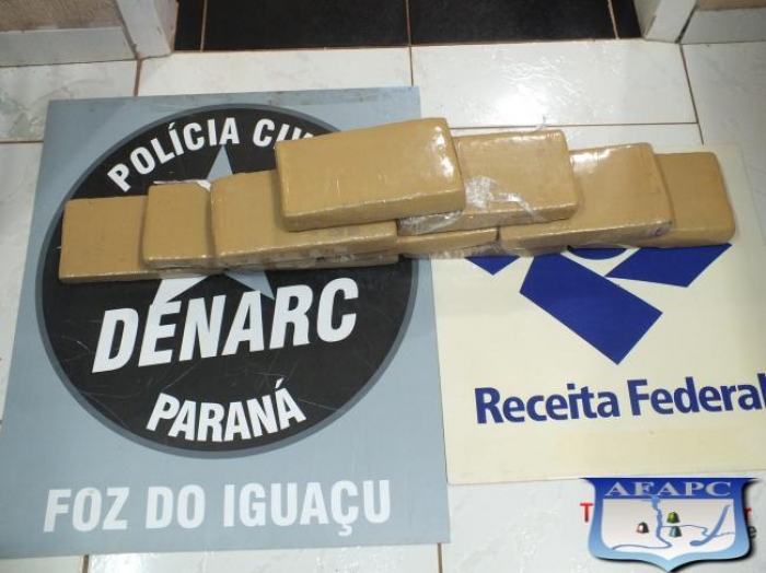 DENARC E RECEITA FEDERAL PRENDE TRAFICANTE COM 11,5 KG DE MACONHA